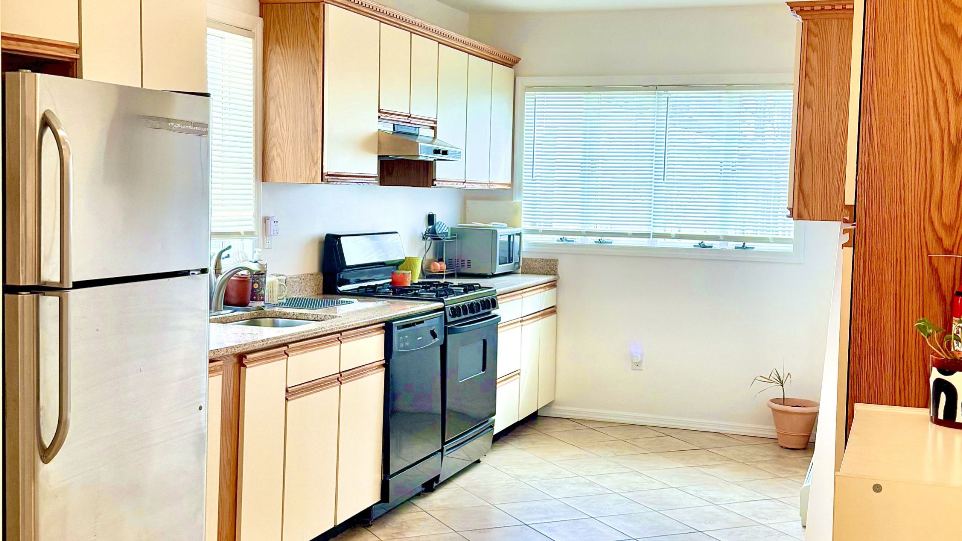 Full kitchen with appliances at Bloomfield NJ short term rental near MetLife Stadium.